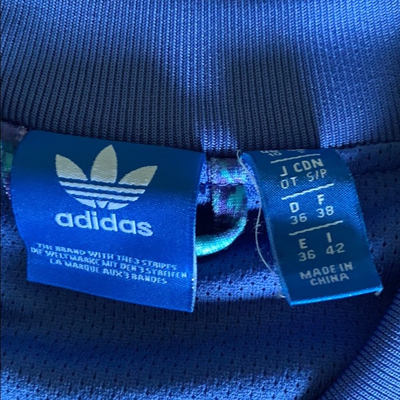 Adidas jacket - Picture 2 of 3